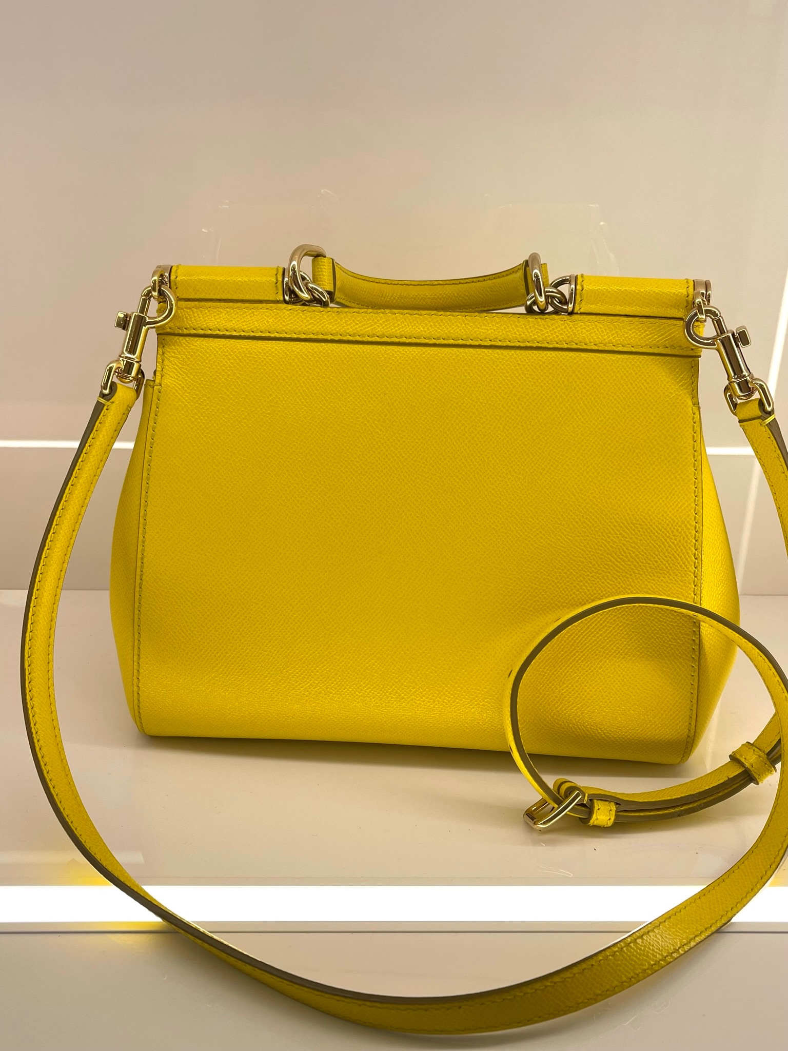Preowned Dolce & Gabbana Yellow leather Sicily bag 3