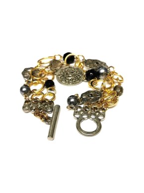 Ben Anum jet toggle bracelet