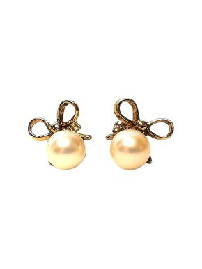 Mikimoto vintage 6.5mm pearl earrings