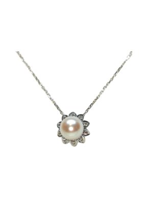Bespoke French Akoya pearl and diamond pendant