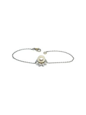 Bespoke 18ct White Gold Akoya Pearl & Diamond Bracelet