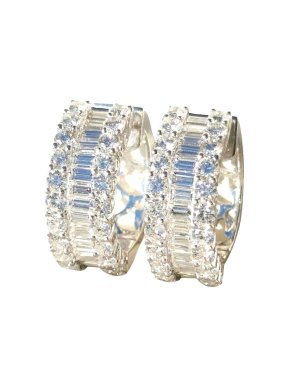 Bespoke 18ct White Gold Diamond Earrings