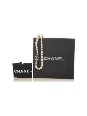 Chanel Faux-Pearl CC Charm Necklace