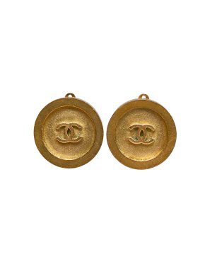 Chanel Vintage Gold Tone CC Clip-on Earrings
