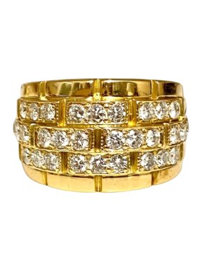 18ct Yellow Gold Mallion Diamond Ring