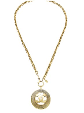 Chanel Vintage Gold Plated CC Round Pendant Necklace