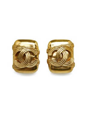 Chanel Vintage Gold Plated Square CC Clip On Earrings