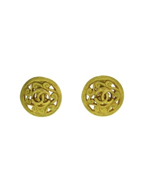 Chanel Vintage Gold Plated Medallion CC Clip On Earrings