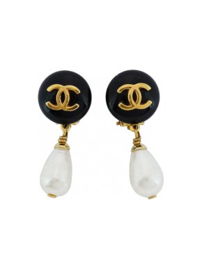 Vintage Chanel Clip-On Drop Earrings 1