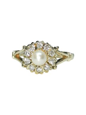 Vintage 9ct gold, pearl & diamond cluster ring O 1/2