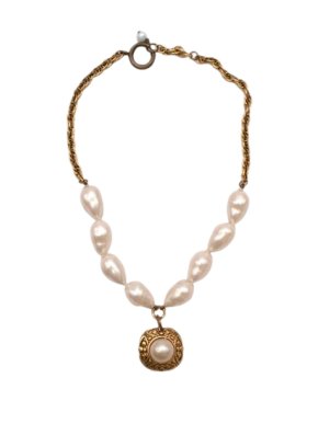 Gold Tone Faux Pearl Pendant Necklace 1