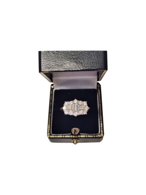 18ct Gold Diamond Ring - Size L