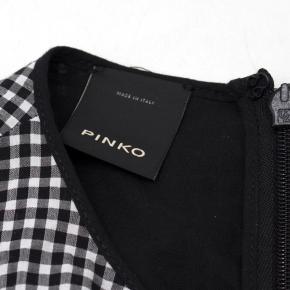 Pinko Gingham Sleeveless Tie-front Top 9