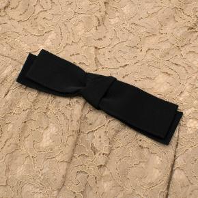 Moschino Cheap and Chic Lace Bow Waist Dress 7