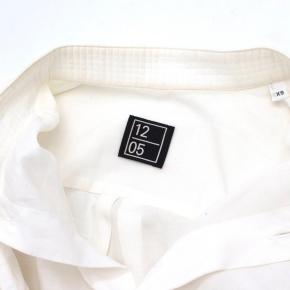 12/05 White cotton Oversized Shirt 5