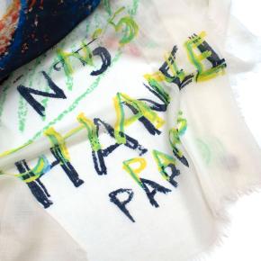 Chanel White Nº 5 Cashmere Stole 5