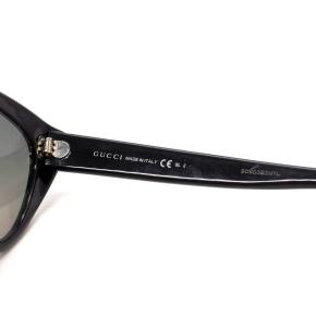 Gucci Black Cat Eye Mother of Pearl Embellished Sunglasses 8