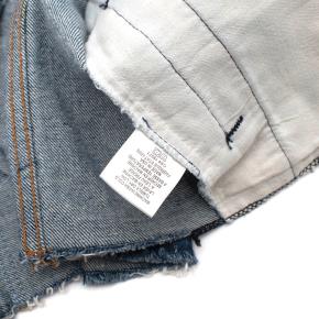 RE/DONE Levis Mid-Wash Distressed Collarless Denim Jacket 8