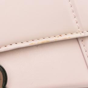 Hourglass S Satchel 10