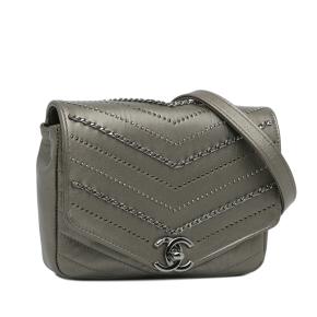 Chanel Small Chevron Data Center Envelope Flap Bag 2
