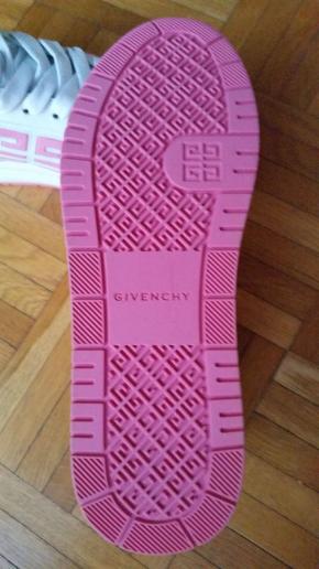 Givenchy Pink and White 1TR Sneakers 11