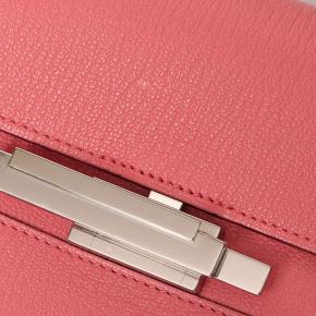 Hermes Cinhetic To Go Wallet in Rose Lipstick Chevre Leather with Palladium Hardware 4