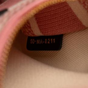 Pink Fabric Medium D-Stripes Lady D-Lite 7