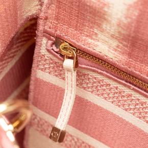 Pink Fabric Medium D-Stripes Lady D-Lite 8