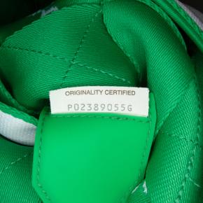 Bottega Veneta White and Green Maxi Intrecciato Canvas Webbing Cassette Bag 9