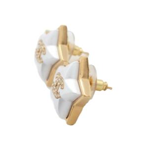 Chanel Gold Plated and Resin CC Rhinestones Star  Earrings 3