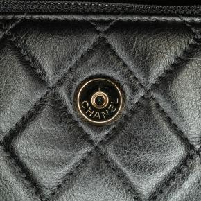 Chanel Black CC Lambskin About Pearls Card Holder On Chain 7