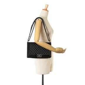 Chanel Black New Medium Grained Calfskin Boy Bag 7