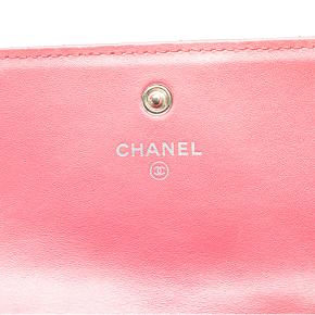 Chanel Red Patent Leather Brilliant Flap Wallet 6