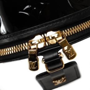 Louis Vuitton Black Vernis Mini Boite Chapeau Souple Crossbody Bag 8