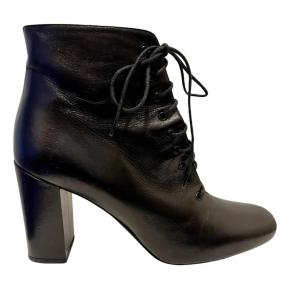Saint Laurent Babies 90 Black Leather Ankle Boots 3