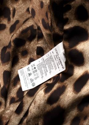 Dolce and Gabanna Leopard Print Back Panel Waistcoat 8