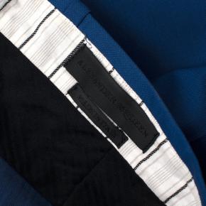 Alexander Mcqueen Blue Wool Pleat Detail Trousers 4