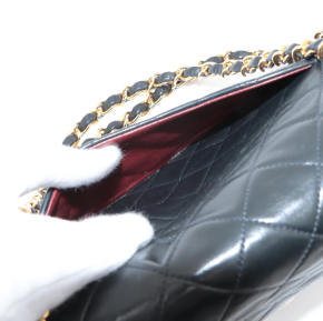 Chanel Medium Black Quilted Classic Flap Bag with Gold Tone Hardware 2
