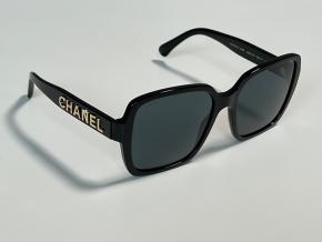 Chanel Black 5408 Square Sunglasses. 2
