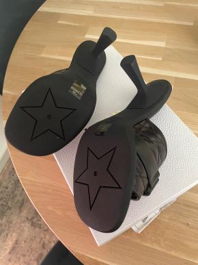 Dior Black Diorrevolution Mules 4