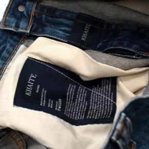 Khaite 'The Bacalo' High Rise Relaxed Denim Short 6