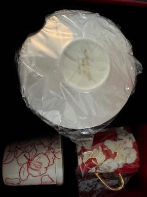 Shanghai Tang Limited Edition Cup/Saucer/Candle 4