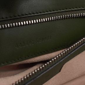 Gucci Dark Olive GG Marmont Medium Flap Bag 16