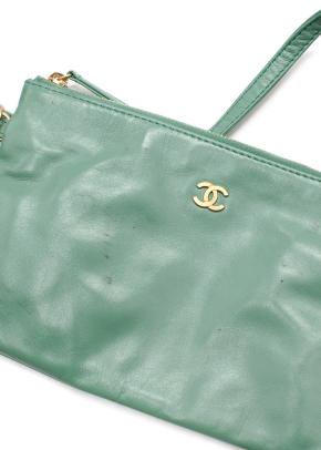 Chanel Small Green 22 Handbag 9