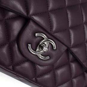 Chanel Jumbo Double Flap Bag in Aubergine 3