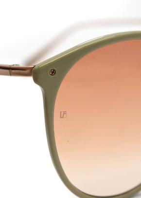 LindaFarrow Kings Sunglasses in Sage 8