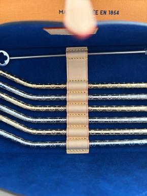 Louis Vuitton Limited Edition Gold And Silver Metal Straw Set 11