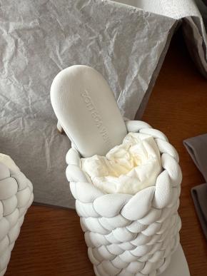 Bottega Veneta White Lido Leather Mules 7