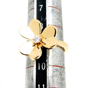 Van Cleef Yellow Gold Frivole Ring Size 5 2