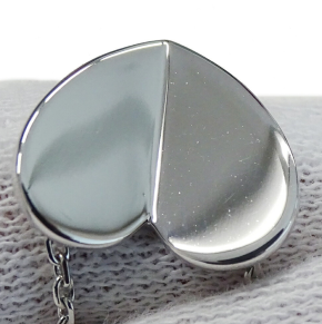 Van Cleef White Gold Frivole Necklace 3